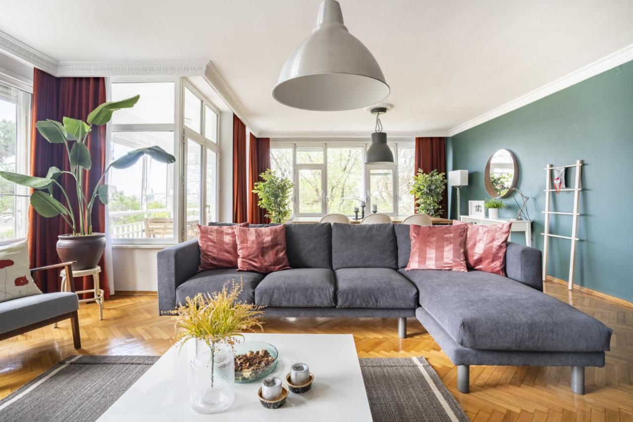 Appartamento Spacious Flat Near Caddebostan Coast Provincia di Provincia di Istanbul Esterno foto